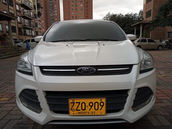 FORD ESCAPE - Image 2