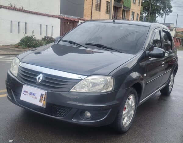 RENAULT LOGAN - Image 11