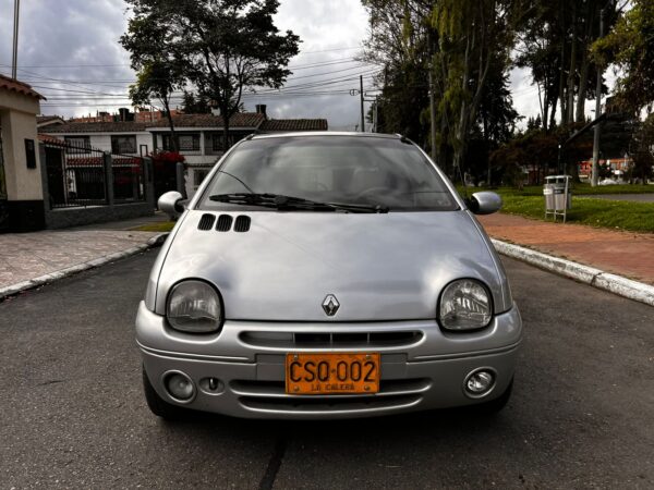RENAULT TWINGO - Image 2